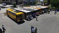 Türkiye'nin dört bir yanından geldiler: Klasik otobüsler görenleri büyüledi