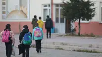 Okullarda ikinci ara tatil sonrası ilk ders zili çaldı
