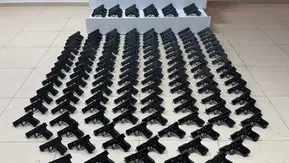 Konya'da kaçakçılık operasyonu: 228 ruhsatsız tabanca ele geçirildi
