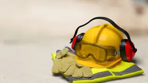 Genç adamın kolu koptu: İş kazasında ilk yapılması gerekenler