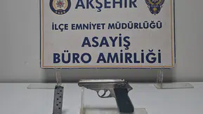 Konya'da düğünü izleyen polis ekipleri havaya ateş açanları suçüstü yakaladı