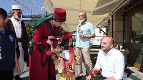 Konya'daki Zabıtalardan esnaflara anlamlı ziyaret