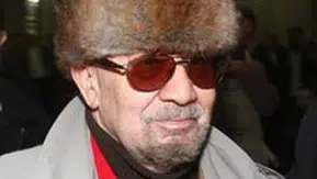 Yalçın Küçük hayatını kaybetti