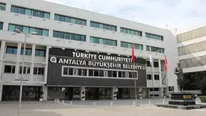 Antalya Büyükşehir Belediyesi'ne operasyon: Çok sayıda kişiye gözaltı