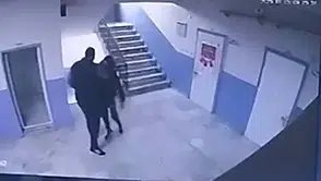 Okulda müdür dehşeti: Otizmli öğrenciyi merdivenlerden böyle itti