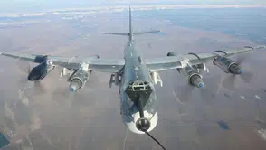 Rus bombardıman uçağından Avrupa'ya tehdit: Sınırda 16 saatlik test uçuşu