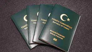 'Yeşil pasaportla seyahat dönemi bitti' mi: İddia ortalığı karıştırdı
