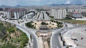 Konya'da öğrencilerin yoğun olduğu bu bölgede tramvay hattı üste alınıyor