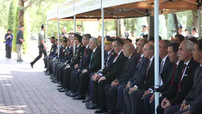 Konya'da 15 Temmuz etkinlikleri kapsamında Şehitlik ziyaret edildi
