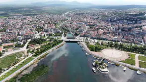 Konya'daki eğitimciden kritik açıklama: Göl temizleyerek Beyşehir yönetilmez