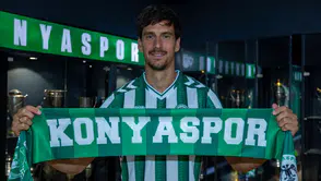 Konyaspor’da Jevtovic imzayı attı, 8 numaralı formayı giydi
