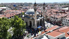 Konya'daki esnafları canından bezdirdiler: Kapı kapı dolaşıp para topluyorlar