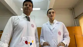 Eğitimde 40 yıl öncesine döndük: Öğretmenlere önlük zorunlu olacak