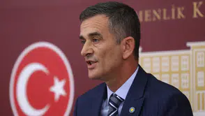 AK Parti Konya Milletvekili Karaman, Ümit Dikbayır'a aracı oldu
