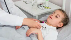 Okullar açılıyor: Önce doktor muayenesi sonra okul