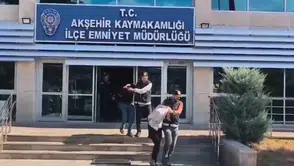 Manisa'da dolandırdılar, Konya'da altınlarla yakalandılar