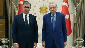 İzmir Büyükşehir Belediye Başkanı Cemil Tugay AK Parti'ye mi geçecek: Rozet hazırlıkları