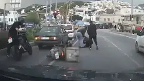 Kuryeyi yol ortasında böyle darbettiler: Yedikleri cezayla şok oldular