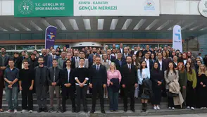 Konya'da gençler ve iş dünyası aynı masada buluştu