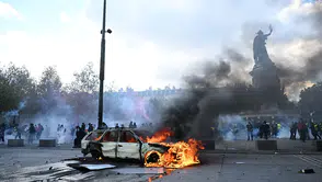 Fransa'da ateşli protestolar: Ordu devreye girdi