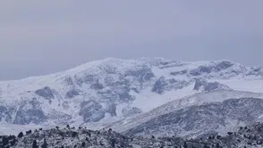 Konya’nın meşhur geçidinde lapa lapa kar yağıyor
