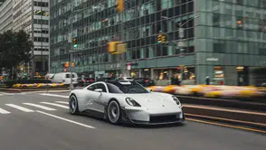 73 yıllık hikaye yeniden yazılıyor: Yeni Porsche, New York sokaklarında