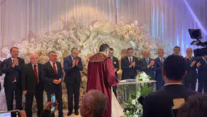 Konyalı üst düzey yöneticinin mutlu günü: Bakanları buluşturan düğün