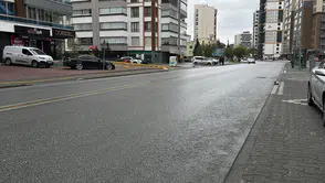 Konya'da bisiklet sürücüsü kabusu yaşadı: Taksi çarptı