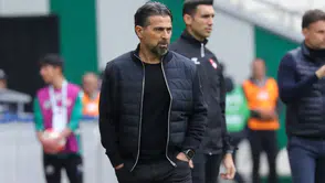 Konyaspor’da İlhan Palut efekti: Uçurumun kenarından zirveye