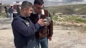 İntihar için elektrik direğine çıktı: Polis şahsı dronu ile vazgeçirdi