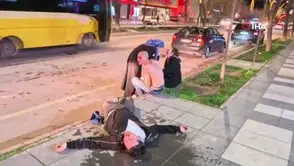 Böylesi filmlerde olmaz: Korkunç olay "yan baktın"la başladı