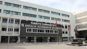 Antalya Büyükşehir Belediyesi'ne operasyon: Çok sayıda kişiye gözaltı
