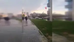Başkenti dolu vurdu: Battaniyeyi alan arabasına koştu