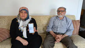 Yaşlı çiftin dramı: 2 kiloluk altını "polisiz" diyenlere kaptırdılar