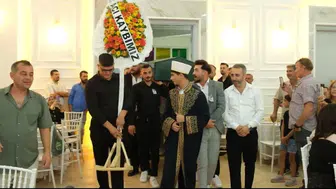 Düğünde yeni evli çifte şok! Damat için cenaze töreni
