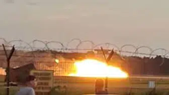 F-16 savaş uçağı düştü: Uçak bir anda alev aldı
