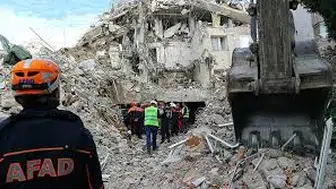 Çocuklara ölüm tuzağı kurmuşlar: Okullara sahte karot raporu