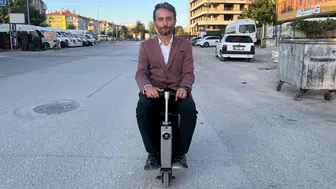 Trafikte seyir halindeki valiz ilgi odağı oldu