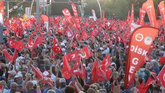 Özgür Özel: Adayımız Ekrem İmamoğlu'dur