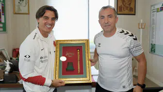 Konya’da beklenen görüşme gerçekleşti! Uçar ve Montella bir araya geldi
