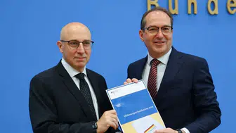 Almanya'da iç istihbaratın başına bir Türk atandı