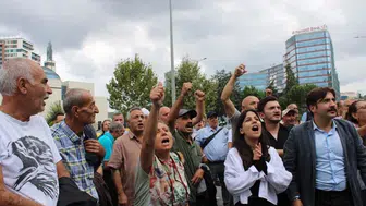 Özgür Özel ne mesaj verecek: CHP İstanbul İl Başkanlığı'nda tansiyon yüksek
