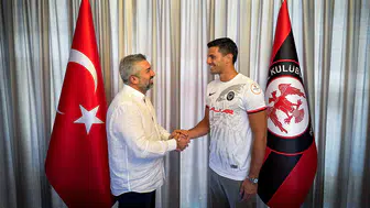 Konyaspor’dan ayrıldı 1. lig ekibine imza yattı