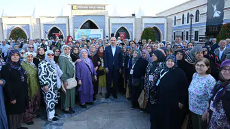Konya'nın emeklileri tarih ve kültür dolu bir gün geçiriyor