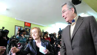 Deniz Baykal'ın hayat arkadaşıydı: Olcay Baykal hayatını kaybetti