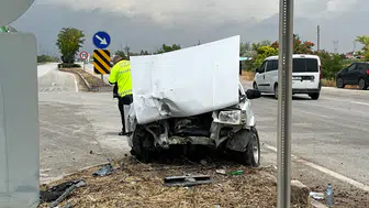 Konya’da otomobiller çarpıştı: 1’i ağır 5 yaralı