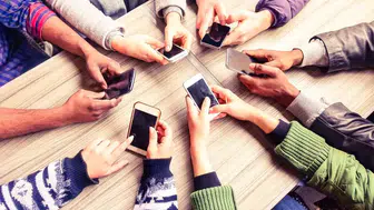 Türkiye çevrim içi yaşıyor: E-ticaret zirvede ama internetten 'öğrenme'ye hâlâ uzağız
