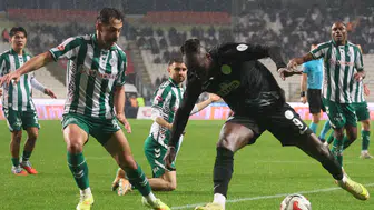 Konyaspor ile Çaykur Rizespor 35. randevuda