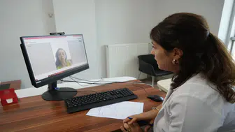 On-line muayene mümkün mü: Doktorlar çevrim içi hasta kabul edecek