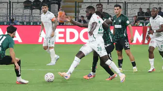 Konyaspor rahat maçı kaybetti: Palut'tan pozitife çevireceğim mesajı